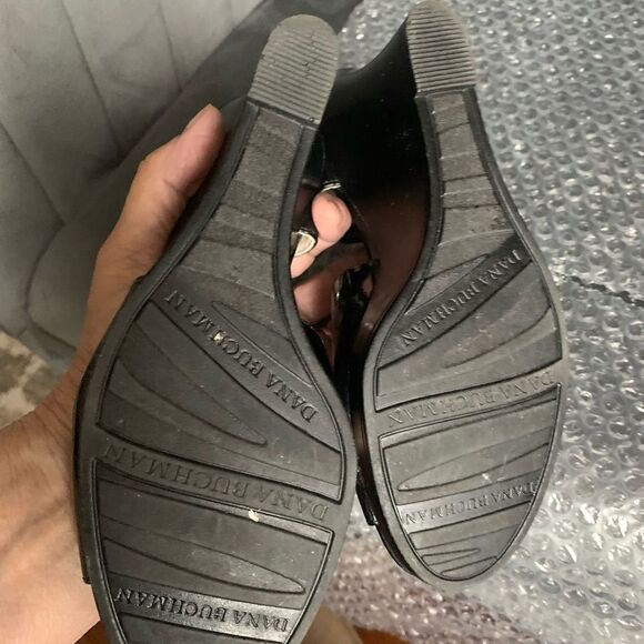 Dana Buckman Size 6 Black Patent Leather Slingback wedge sandals - Picture 5 of 10